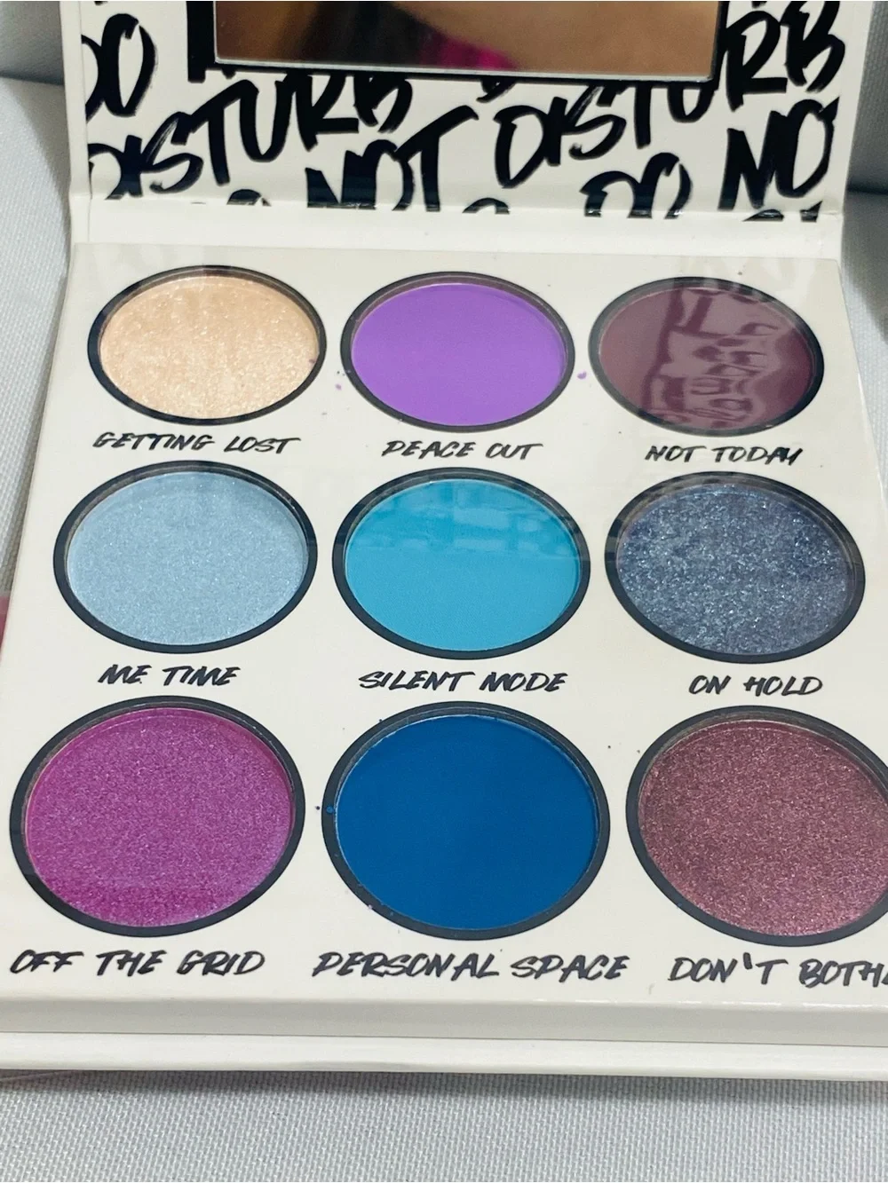 BH Cosmetics bundle includes